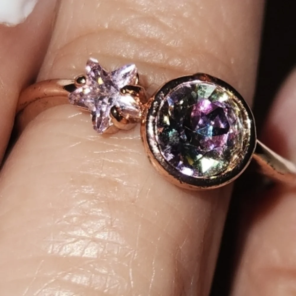 Fragrant Jewels Bypass Ring, Sz. 9 - Picture 2 of 8